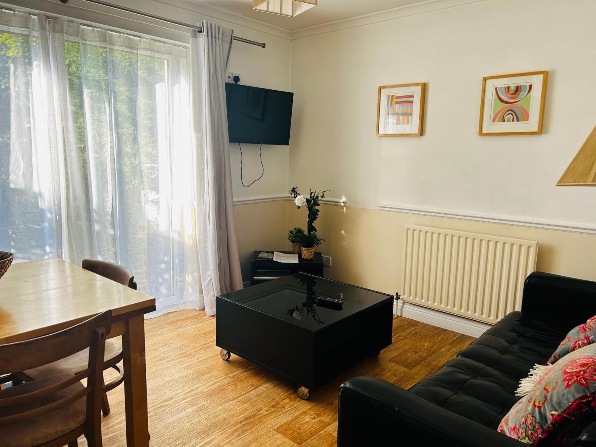 Byways Serviced Apartments Salisbury Exterior foto